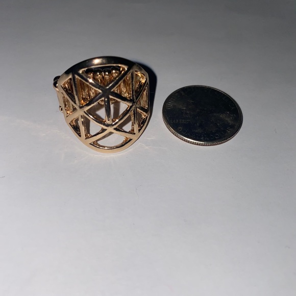 GOLD RING - Picture 4 of 4